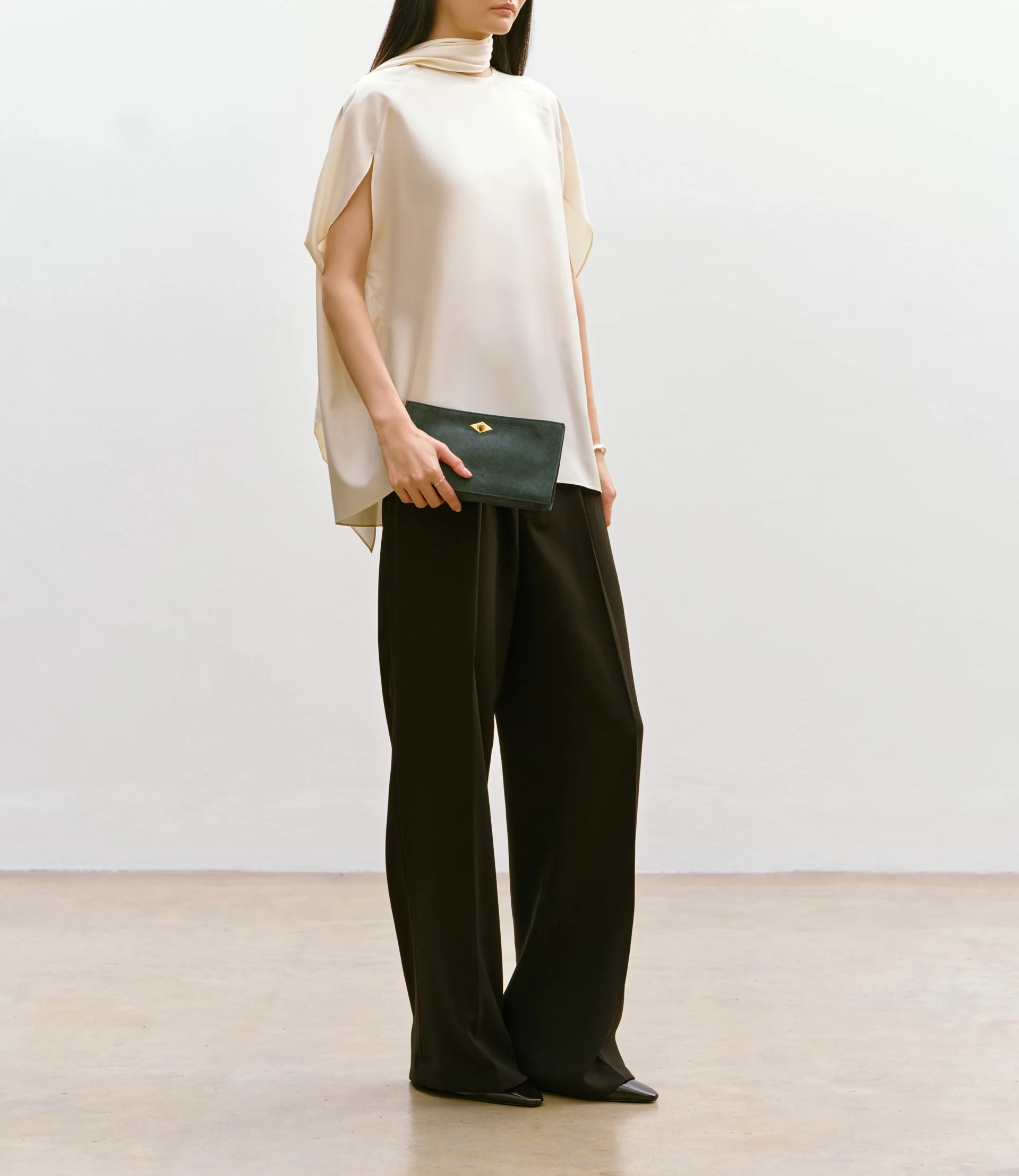 Ease 20 Suede Emerald - Image 2