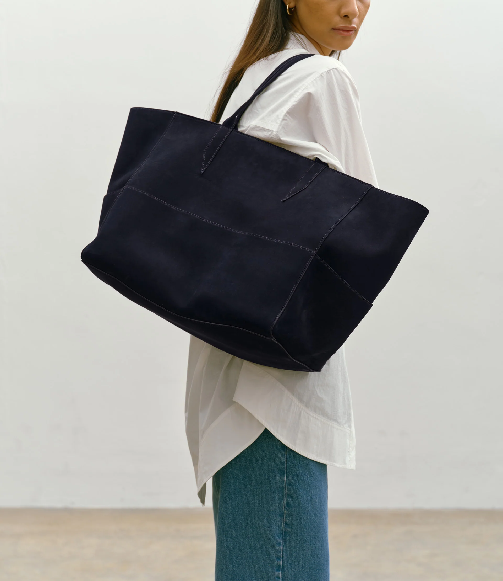 Incognito 42 Nubuck Navy - Image 2