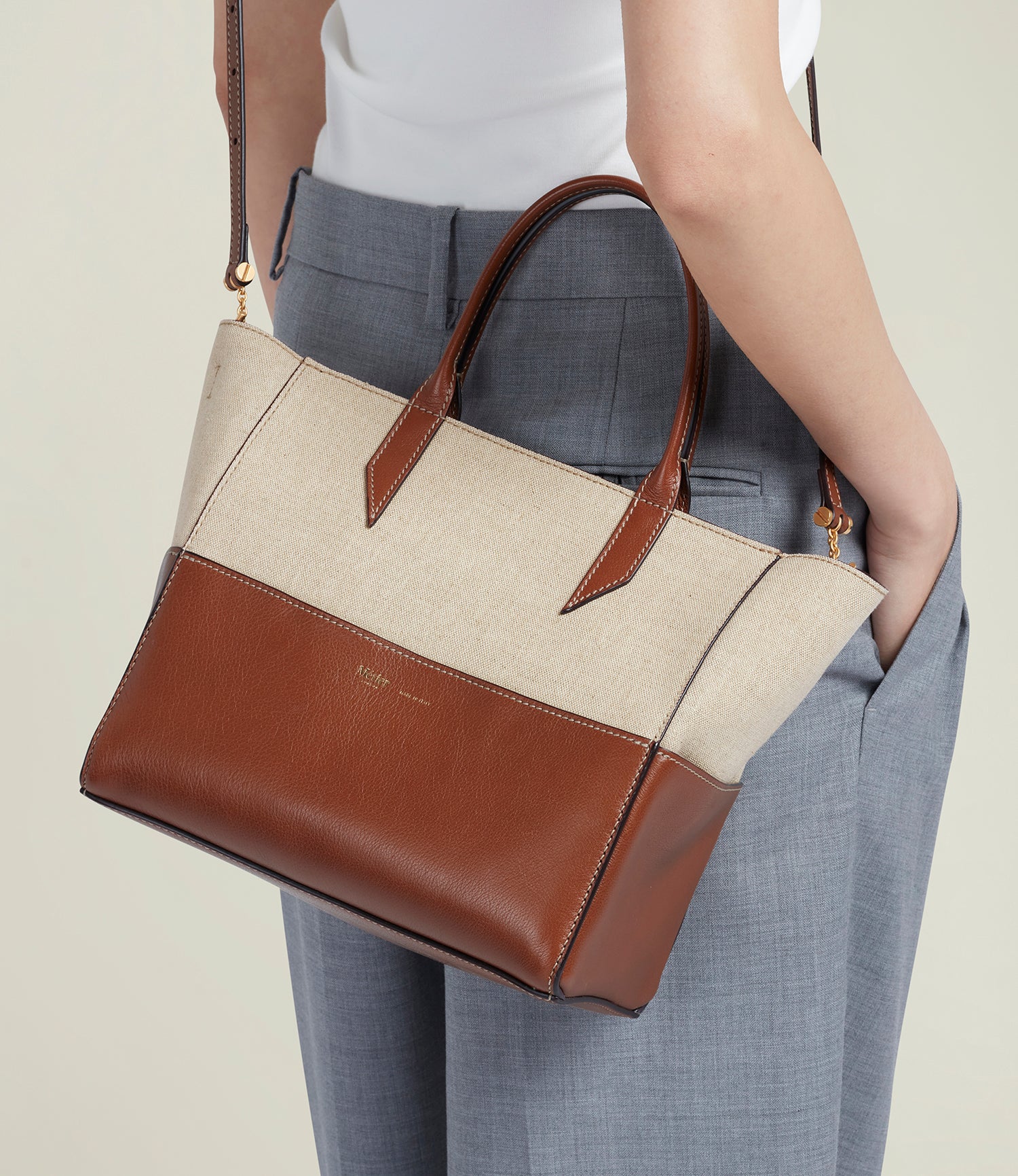 Incognito Crossbody Cabas Natural Linen with Cognac - Image 6
