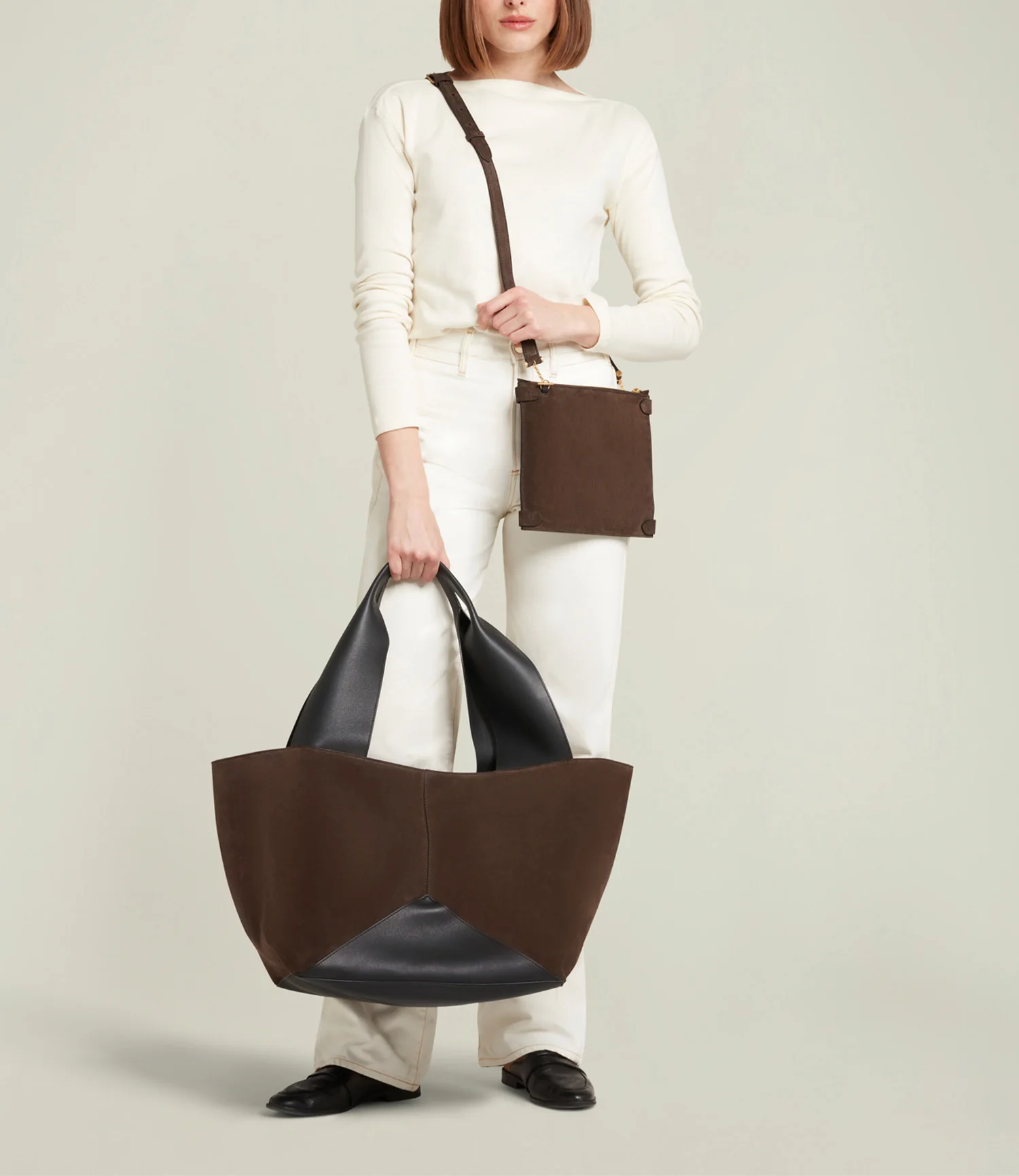 Market Weekend Suede Chocolate and Smooth Calfskin Black - Image 5