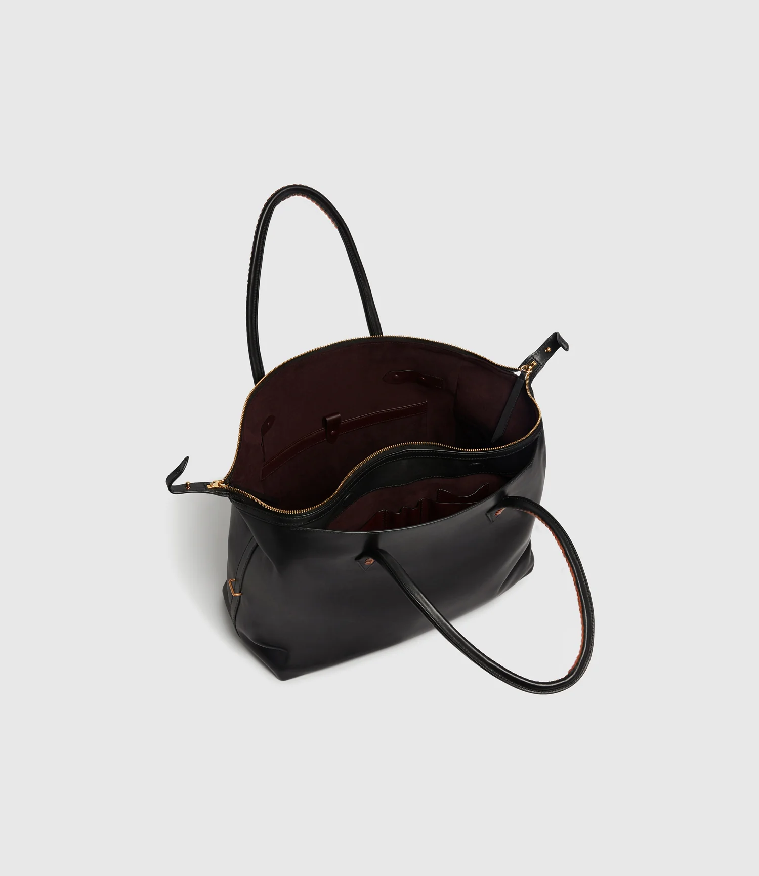 Vérité All Day Atelier Calfskin Black with Cognac - Image 4