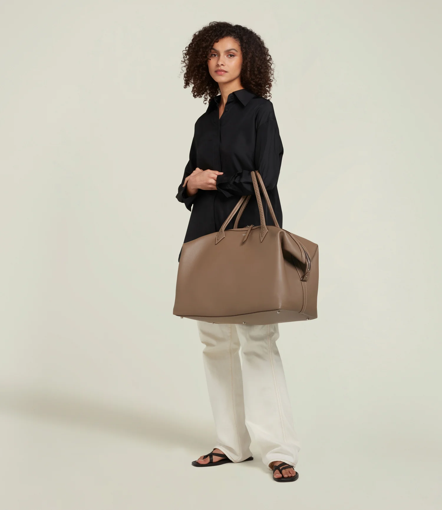 Vérité Weekend Bag Smooth Calfskin Taupe - Image 3